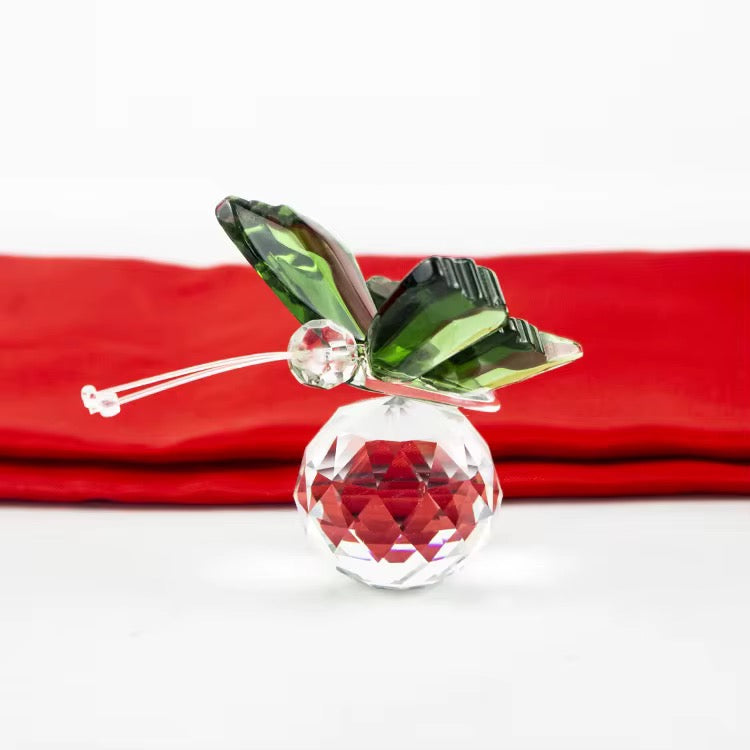 Crystal Flying Butterfly with Crystal Ball Base Figurine Collection Cut Glass Ornament Statue Animal Collectible Multiple Office Home Holiday Decoration Gift for Women
