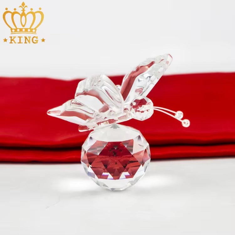 Crystal Flying Butterfly with Crystal Ball Base Figurine Collection Cut Glass Ornament Statue Animal Collectible Multiple Office Home Holiday Decoration Gift for Women