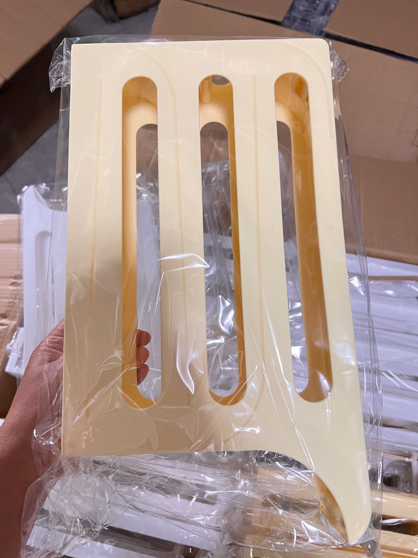 Egg Holder 4 Layers Self-acting Refrigerator Freshable 30 pcs Eggs Storage Container Box High Capacity Rolling Egg Rack Dispenser