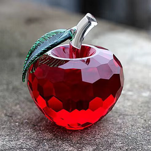 Home Decoration Crystal Glass Multi-Faceted Crystal Apples Paper Town Glass Crafts Wedding Decoration Art and Collectibles Souvenirs, Fruit with Leaf Gifts for Christmas Home Decor Ornament (red) 2pc
