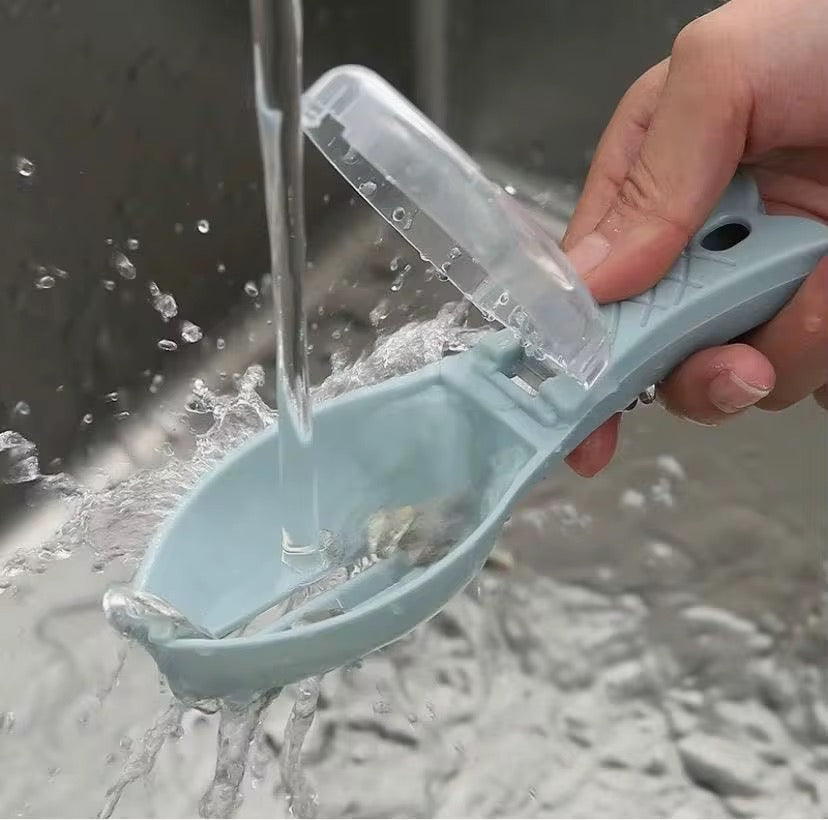 Popular Household Kitchen Plastic Fish Scale Planer Scraper Artifact Cover Manual Seafood Tool for Seafood Tool Cleaning Peeling Skin Scraper Tool, Scraper Plastic Fish Scale Remover with Lid