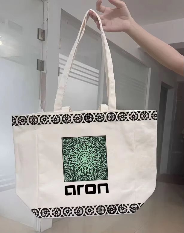 Carry More. Stress Less. Your Everyday Tote