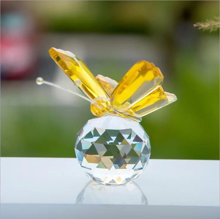 Wings of Light: Crystal Butterfly Paperweights in Dazzling Detail