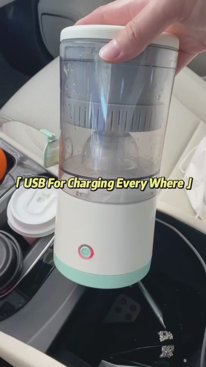 Electric Juicer Rechargeable - Citrus Machines with USB and Cleaning Brush Portable for Orange, Lemon, Grapefruit White + Green 9.4 * 4.4 * 5.4 inches