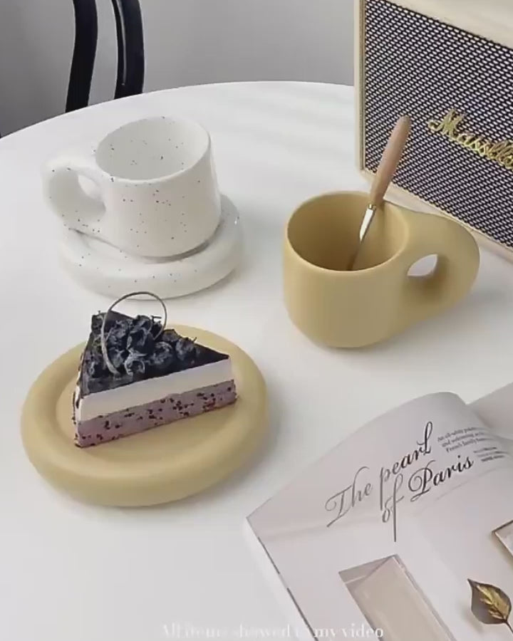 A cozy companion for quiet mornings