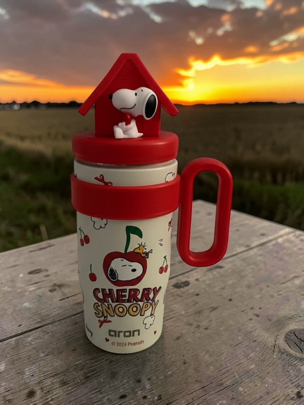 Aron x Peanuts Snoopy "Cherry Snoopy" 800ml Insulated Champion Cup