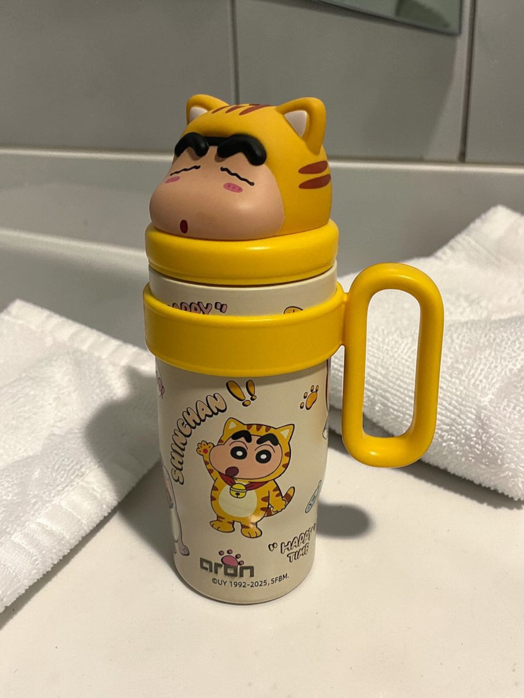 Premium Aron "Daily Ice Champion" 800ml Large Capacity 316/304 Stainless Steel Vacuum Flask with Shin-chan Cat Theme - Kids & Adults Kawaii Water Bottle