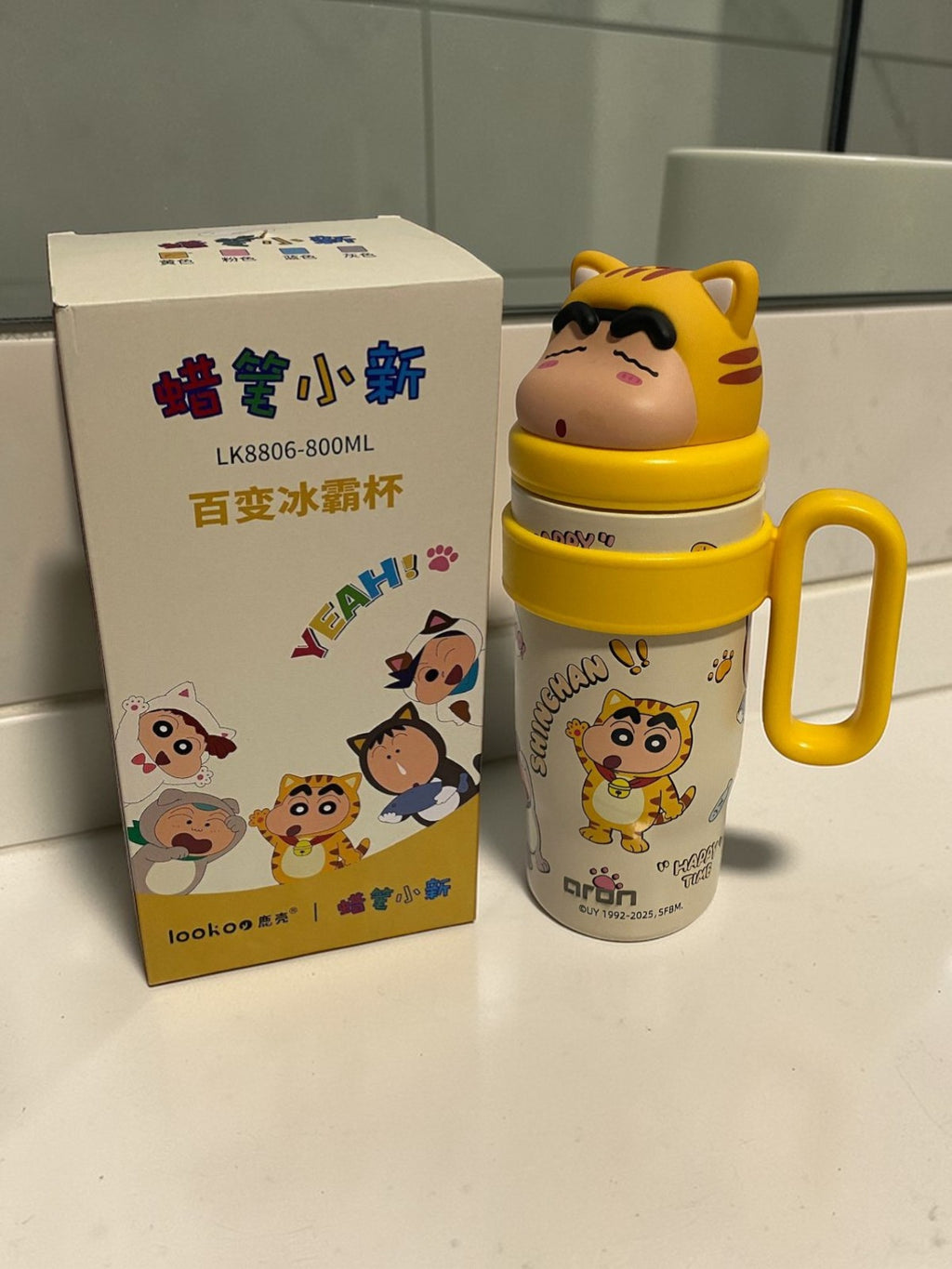 Premium Aron "Daily Ice Champion" 800ml Large Capacity 316/304 Stainless Steel Vacuum Flask with Shin-chan Cat Theme - Kids & Adults Kawaii Water Bottle