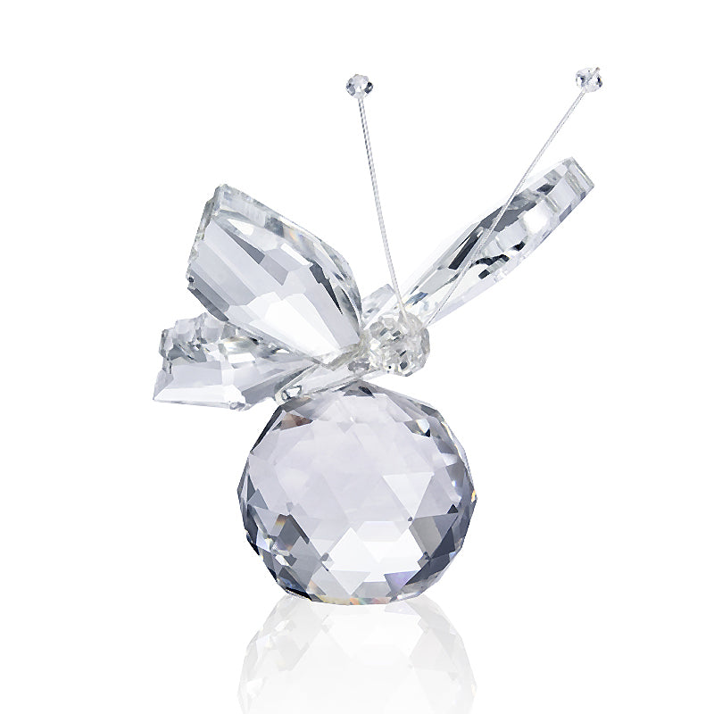 Wings of Light: Crystal Butterfly Paperweights in Dazzling Detail